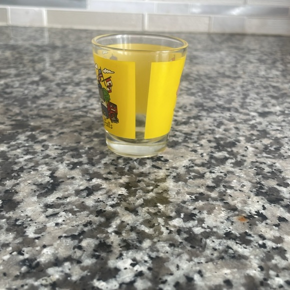 Niagara Falls Shot Glass - Picture 5 of 5